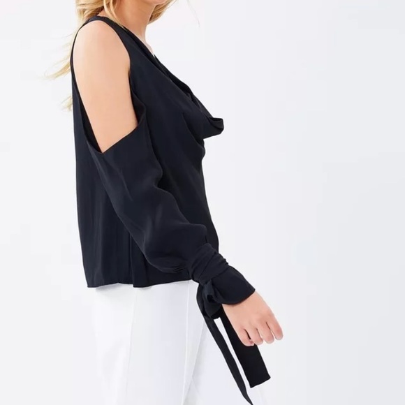 Keepsake Twin Peaks Tie Sleeve Cold Shoulder Top - Picture 2 of 8